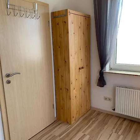 22 Guest house *